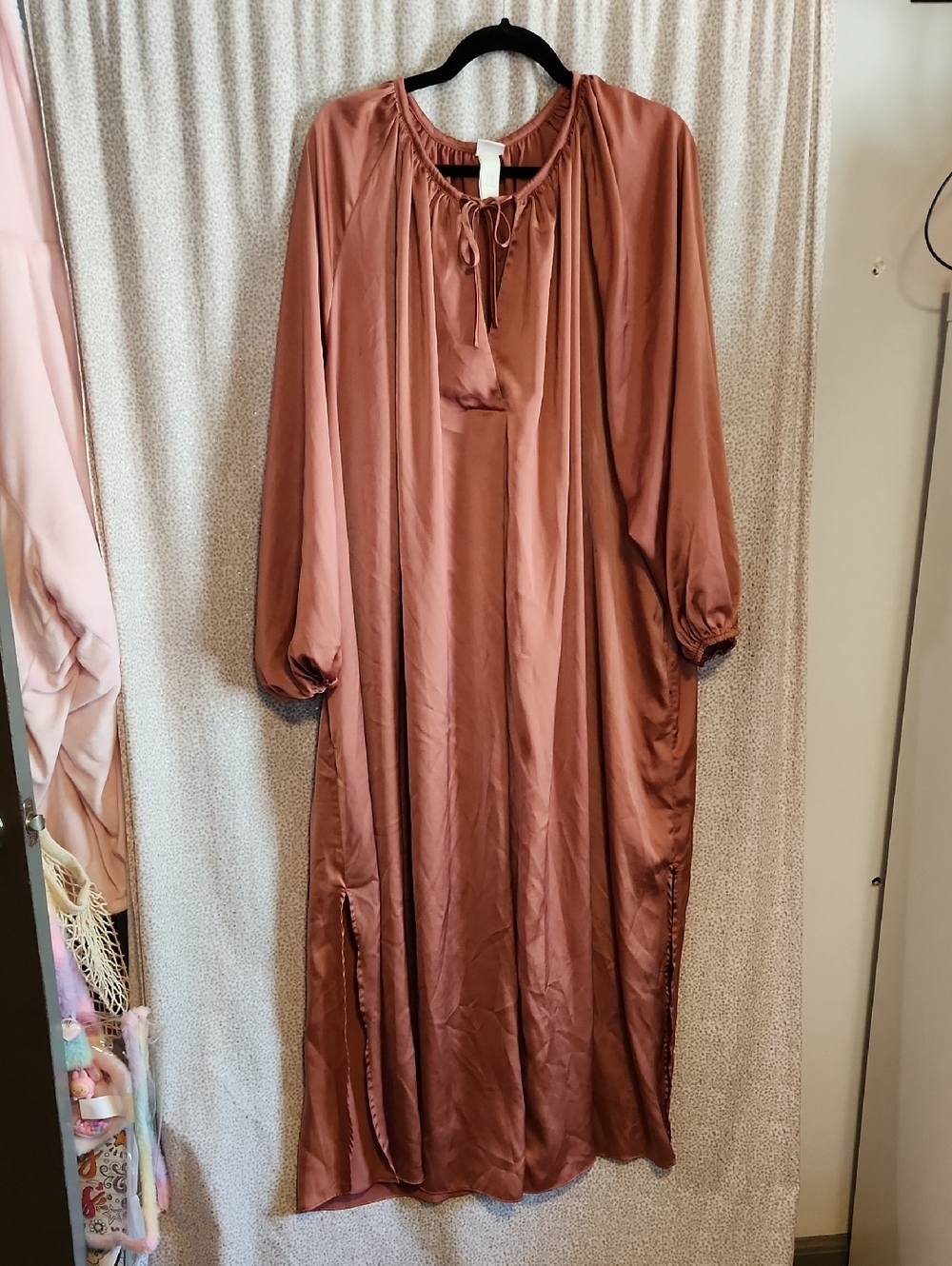 H&M Mauve Silky Sheath Dress